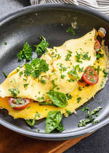  opt aboutcom coeus resources content migration simply recipes uploads 2018 10 HT Make an Omelet LEA.jpg