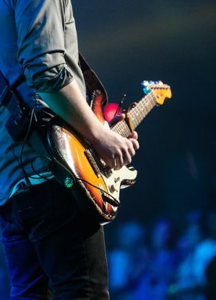 guitar.jpg