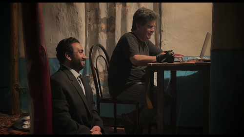 Khers.nist.AKA.No.Bears.2022.BluRay.REMUX.1080p.AVC.DTS HD.MA5.1 HDS.mkv 20230424 210317.565.png
