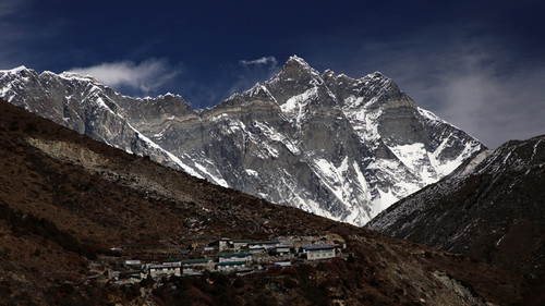 Shomore Village with Everest and Lhotse 8414m, Lhotse middle 8410m and Lhotse Shar 8393m.jpg