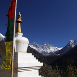 the first summit to the right of the Stupa is Everest 8848m