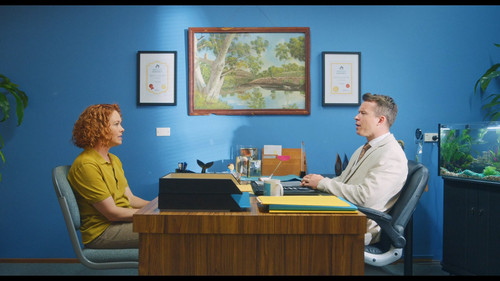 Seriously.Red.2022.BluRay.REMUX.1080p.AVC.DTS HD.MA5.1 HDS.mkv 20230423 182910.283.jpg