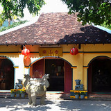 mieu ba phi yen con dao