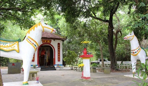 MIEU HOANG TU CAI.jpg