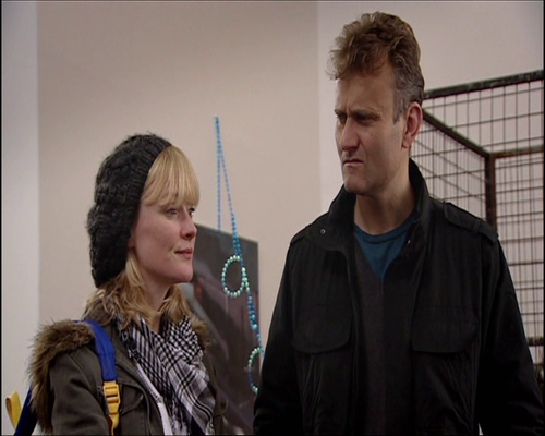 Outnumbered.S03E01.PAL.DVD.REMUX.DD.2.0 SPLiFF 00.12.30.png