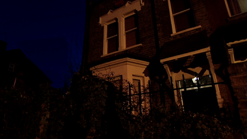 Outnumbered.S04E01.The.Funeral.1080p.AMZN.WEB DL.DDP2.0.H.264 TEPES 00.12.29.png