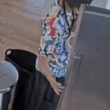 1682726207392265.gif