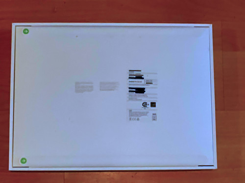 Macbook Pro M2 MAX 16 Bottom.jpg
