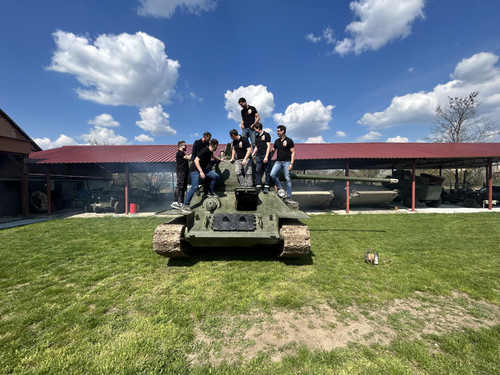 93E8C5D6 75E6 4101 92E7 13FECE7D4F71.jpg