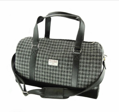 harris tweed clyde weekend bag in grey dogtooth lb1026 col61 4794 p.jpg