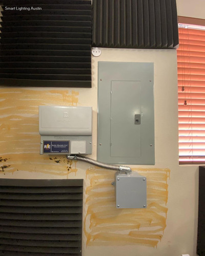 Retiz Electric Austin 3.jpg