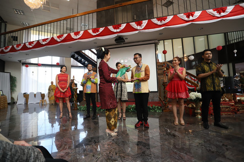 Foto Hari Batik Fashion Show 2.jpg