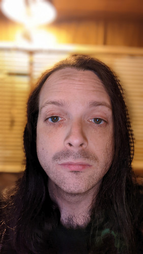 PXL 20221119 015821094.PORTRAIT.jpg