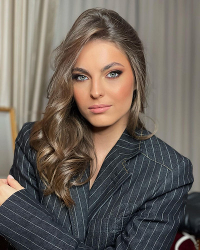 elena makeup 1668670548561544.jpg