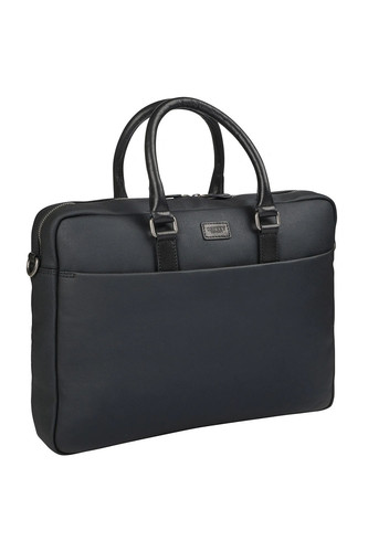 mb8407 22 grantham laptop black angled.jpg