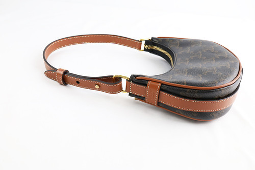 celine 010i602DS1.04LU 5.jpg