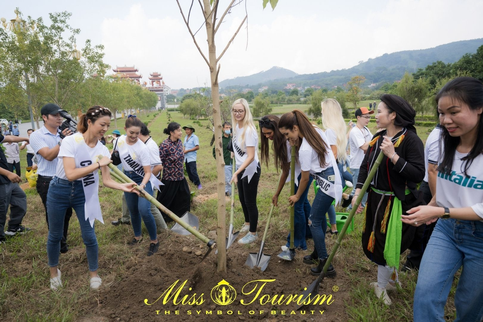 candidatas a miss tourism world 2022. final: 10 dec. sede: vietnam. - Página 42 HC7MaZN