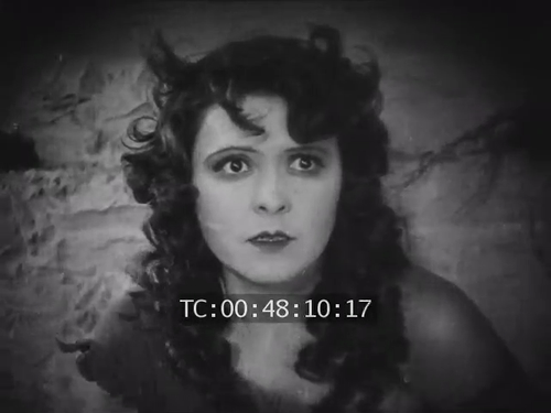 Der goldene Abgrund (Rapa Nui) 1927.mkv 20191127 224702.351.png