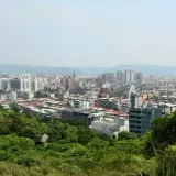 00004 奇岩山稜線俯瞰北投石牌地區