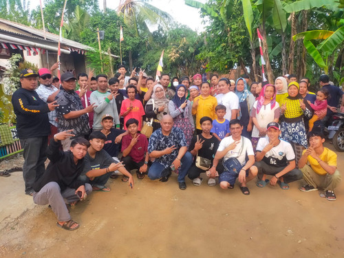 hut ri hutan salak.jpg