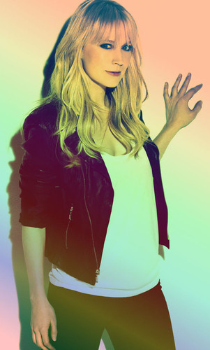 Beth Riesgraf 003.jpg