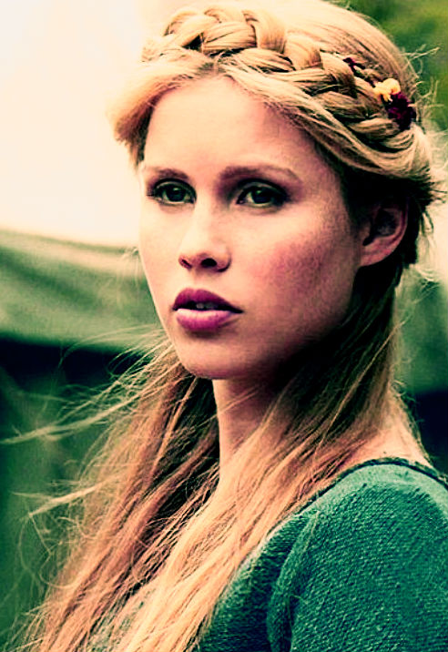 Claire Holt Wallpaper claire holt 29420678 1024 768.jpg