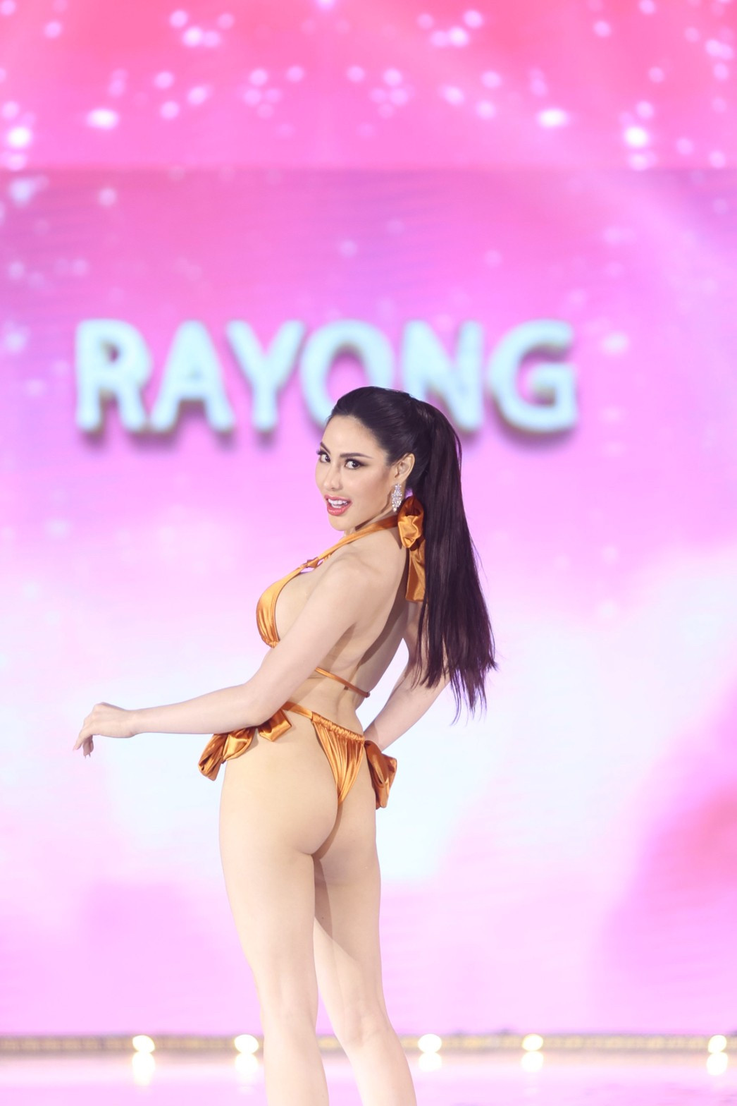 swimsuit de candidatas a miss universe thailand 2023. - Página 6 HDQM8NV