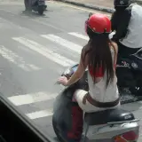 00002 坐在往芎林的公車上邊