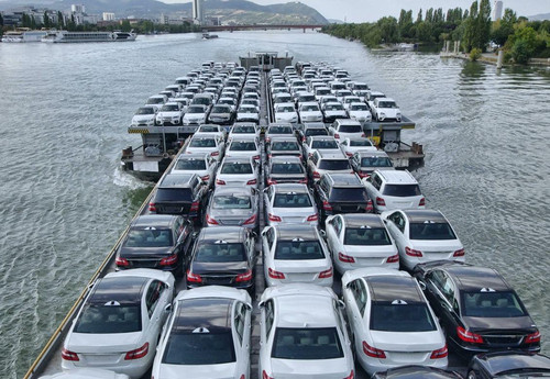 Are you searching for the best International car transport?.jpg
