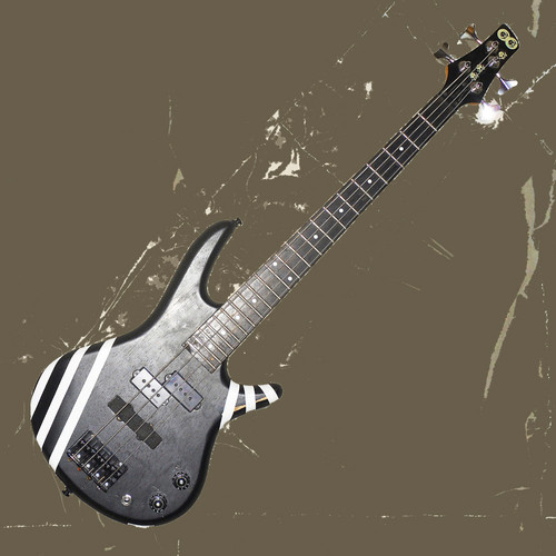 ½ ½ ½ 666 A Ibanez GSRM20 + B Body White Stripes background 74% Edit 44.jpg