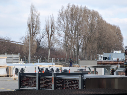 PXL 20230214 124701350.jpg