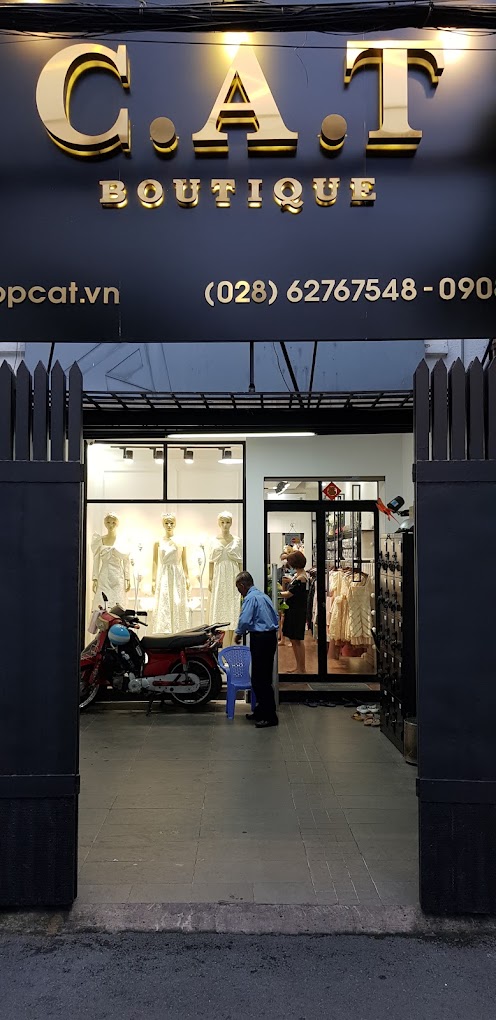 1950 CỬA HÀNG THỜI TRANG C.A.T BOUTIQUE (2).jpg