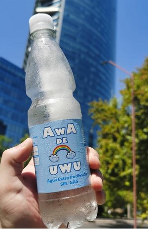 Awauwu.jpg
