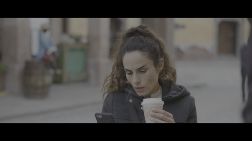 All.the.Places.2023.1080p.NF.HDR.WEB DL.DUAL.DD+5.1.HEVC VALENTiNE.mkv snapshot 00.25.33 [2023.02.14.png