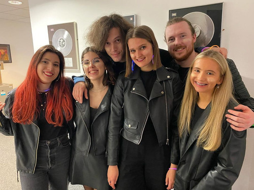 327976146 3268702120057612 8538073792873679251 n.jpg