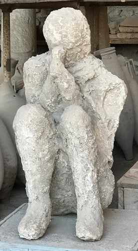 Pompeii 10.8.jpg