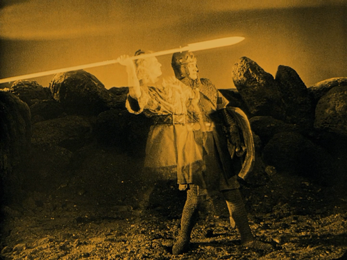 Die.Nibelungen.Siegfried.1924.1080p.Bluray.DTS.x264 GCJM.mkv 20191105 004615.953.png