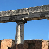 Pompeii 10.8