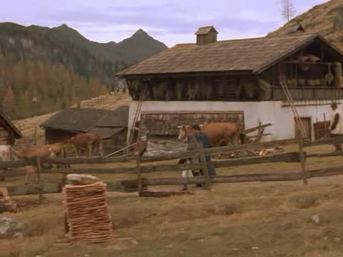 Courage Mountain (1990).avi 20191104 210441.417.png