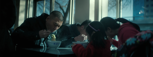 Mr.ix.2015.BluRay.Pad.1080p.AAC.x265 10bit HDSPad.mp4 20221126 163241.411.png