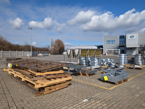 PXL 20230222 115355175.jpg