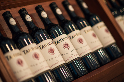 201803 LOVELENSCAPES PHOTOGRAPHY X TAHBILK WINERY • CELLAR DOOR • 8.jpg