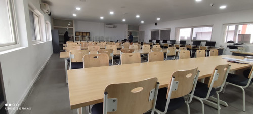 classroom chairs1.jpg