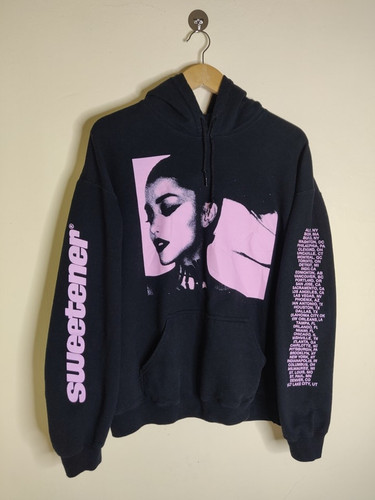 ariana sweetener.jpg