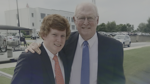 Murdaugh.Murders.a.Southern.Scandal.S01E01.Where.Is.Mallory.1080p.NF.WEB DL.DD+5.1.HDR.HEVC MuRDeR.m.png