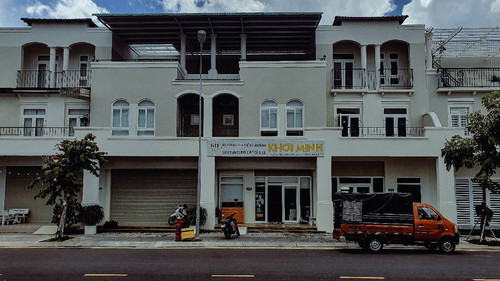 1990 CỬA HÀNG NGUYÊN LIỆU PHA CHẾ KHỞI MINH.jpg