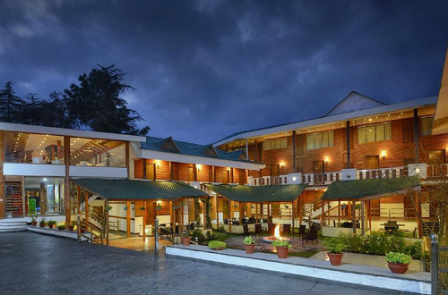 Holi Celebration Packages in Chail Vilas | Holi Packages 2023.jpg