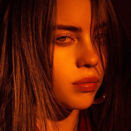 0 Billie Eilish Press Shot 1366x768.jpg