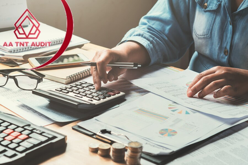 business accounting office concept 34152 705 (1).png