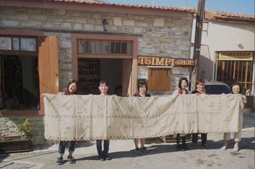 CharisContext450 lace